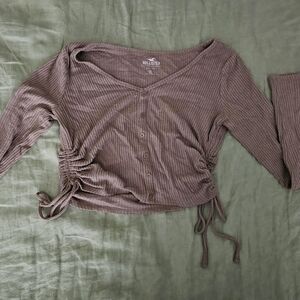 Hollister Brown Top